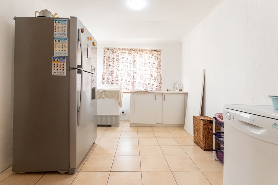 3 Bedroom Property for Sale in Laaiplek Western Cape